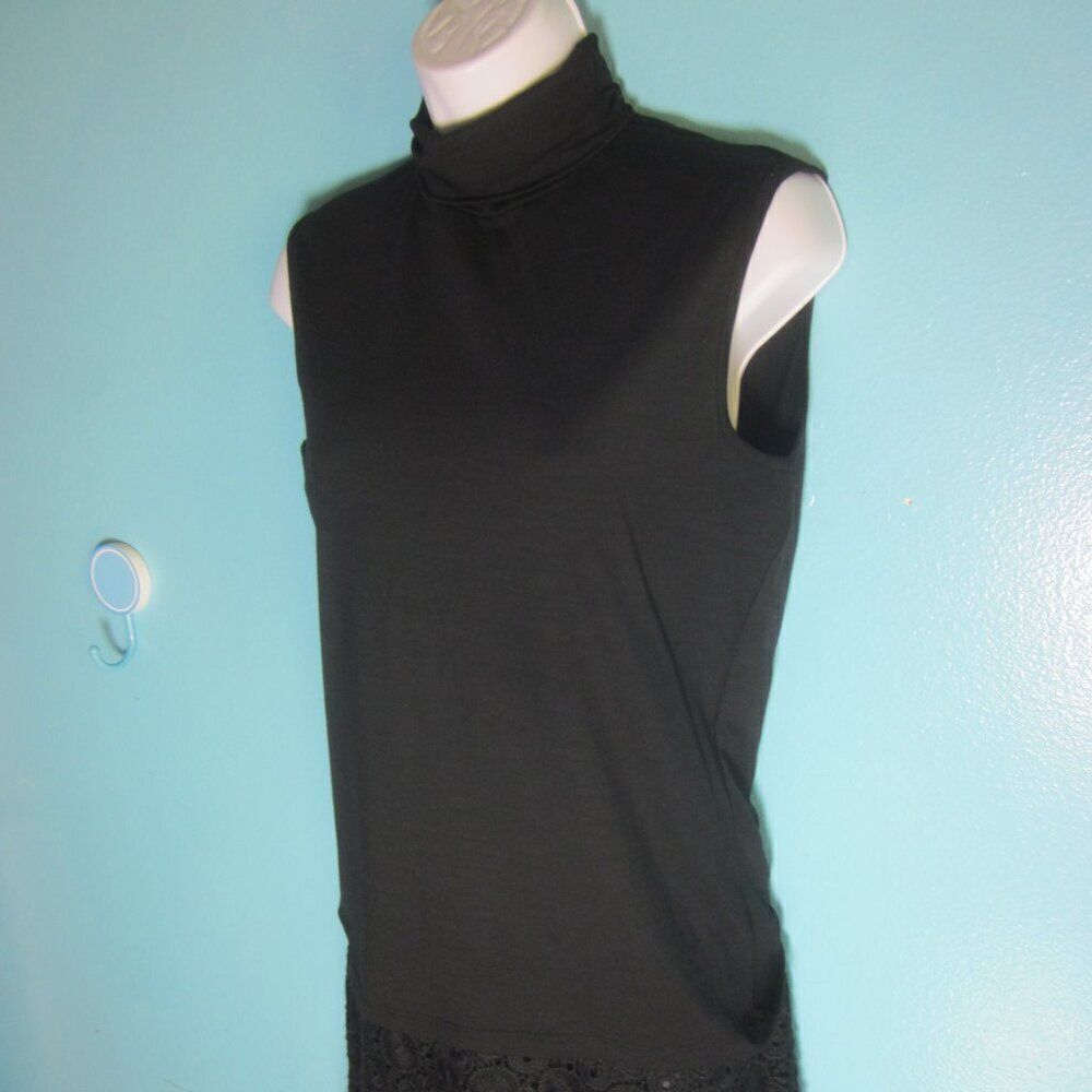 SONIV Size 44 / M Sleeveless Turtleneck Top Black Wool Stretch Top Made in Italy